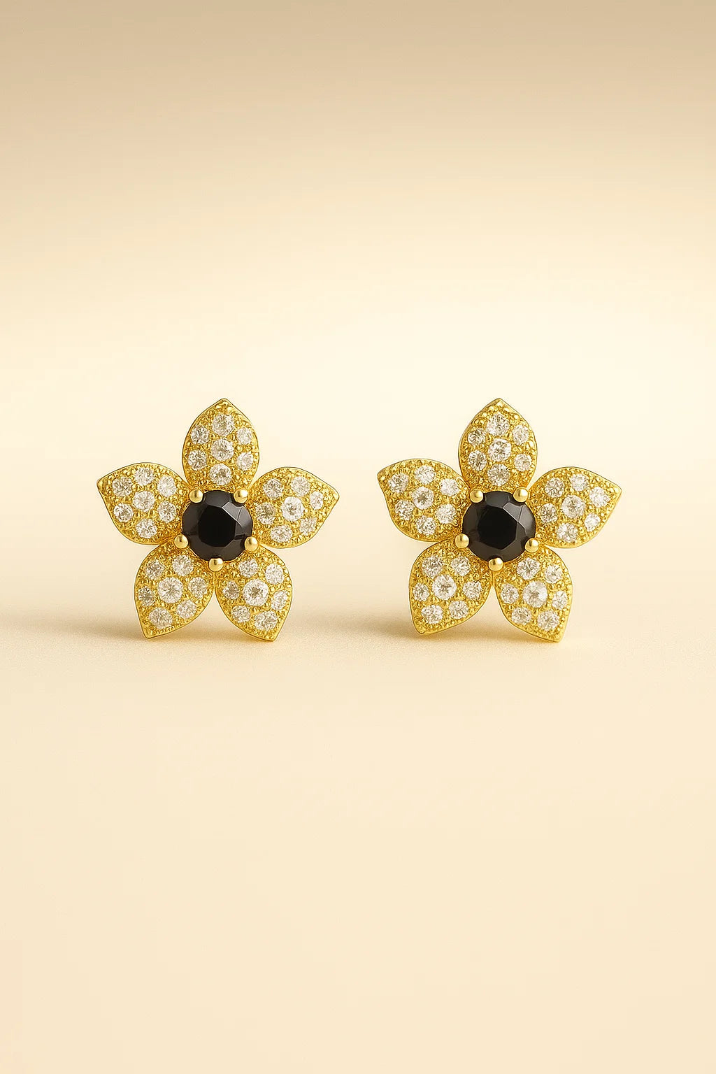 Black and gold flower stud earring