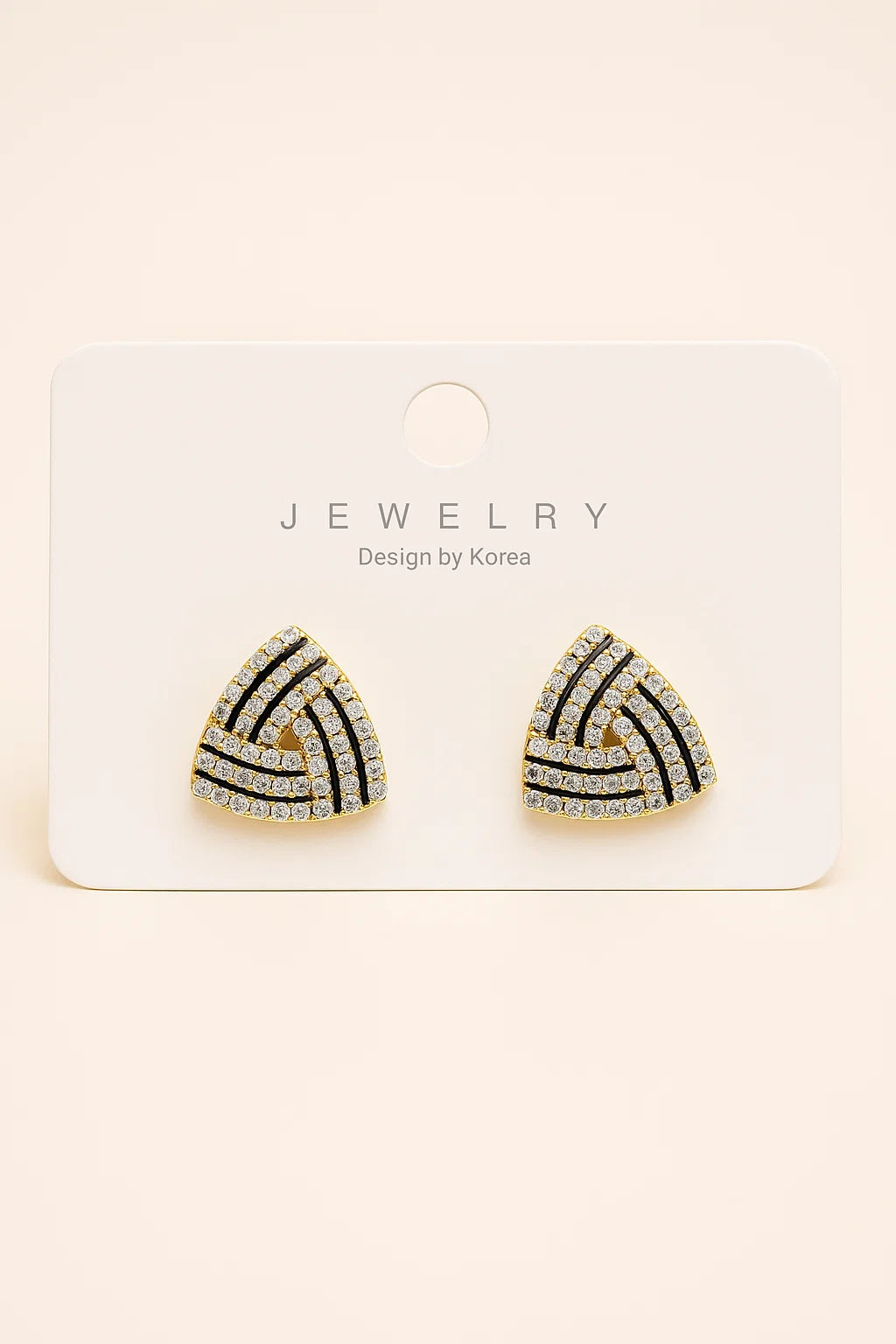 Triangular geometric shape
